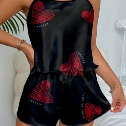 Büyük Kırmızı Kalp Desenli Siyah Saten Şortlu Gecelik Takım